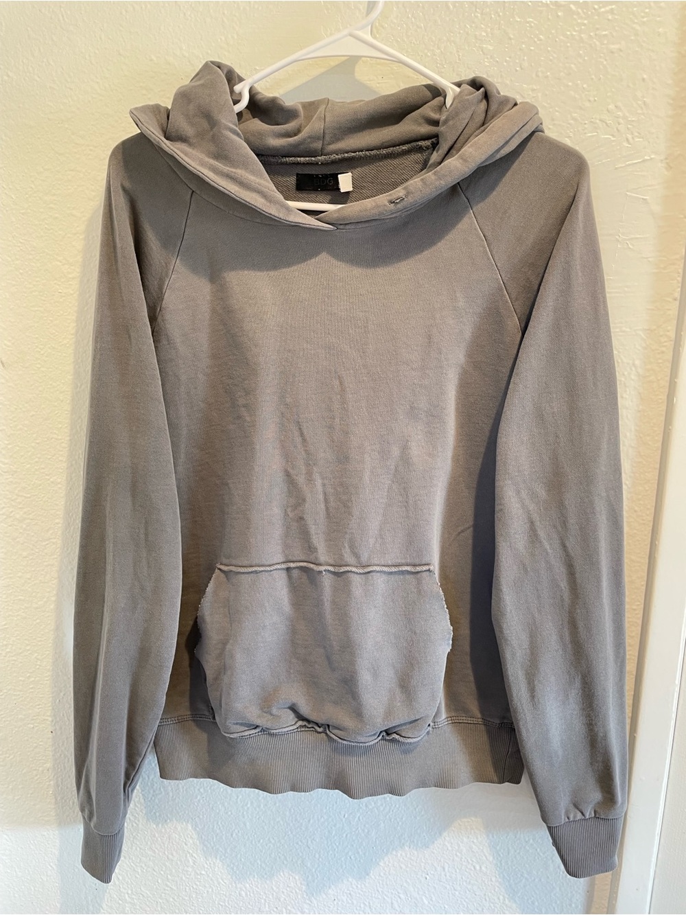 BDG Urban Outfitters Overdyed Raglan Hoodie Faded Gray Size M